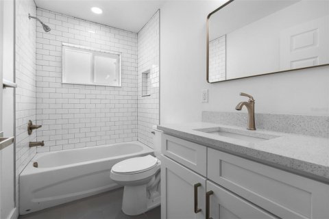 Apartamento en alquiler en Saint Petersburg, Florida, 2 dormitorios, 74.32 m2 № 2215304 - foto 8