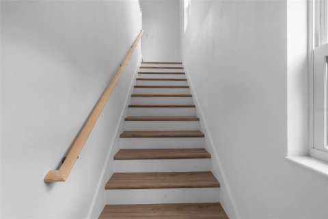 Apartamento en alquiler en Saint Petersburg, Florida, 2 dormitorios, 74.32 m2 № 2215304 - foto 14