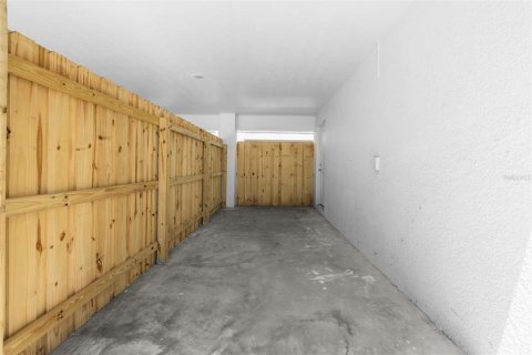 Apartamento en alquiler en Saint Petersburg, Florida, 2 dormitorios, 74.32 m2 № 2215304 - foto 17