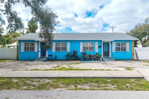 Дуплекс в Тампа, Флорида 3 комнаты, 155.52м2 № 2386605