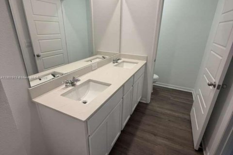 House in Davenport, Florida 4 bedrooms № 1953318 - photo 12