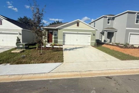 House in Davenport, Florida 4 bedrooms № 1953318 - photo 15