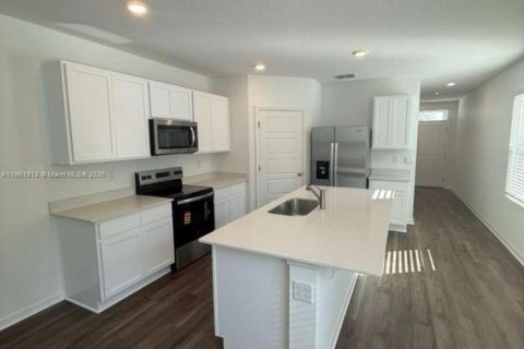 House in Davenport, Florida 4 bedrooms № 1953318 - photo 11