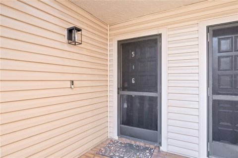 Copropriété à vendre à Tampa, Floride: 2 chambres, 110.65 m2 № 2093472 - photo 2