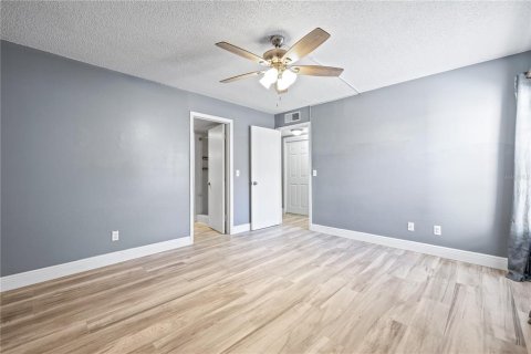 Copropriété à vendre à Tampa, Floride: 2 chambres, 110.65 m2 № 2093472 - photo 15