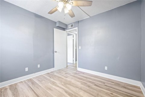 Copropriété à vendre à Tampa, Floride: 2 chambres, 110.65 m2 № 2093472 - photo 19