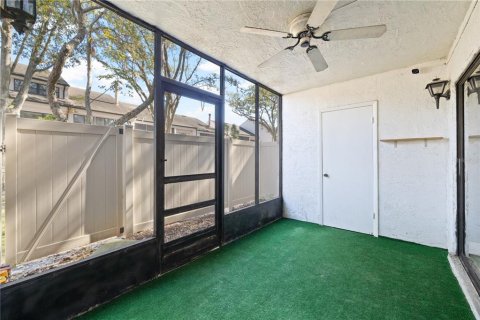 Copropriété à vendre à Tampa, Floride: 2 chambres, 110.65 m2 № 2093472 - photo 12