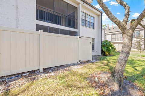 Copropriété à vendre à Tampa, Floride: 2 chambres, 110.65 m2 № 2093472 - photo 21