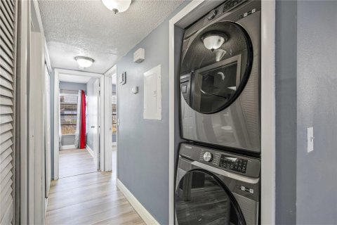 Copropriété à vendre à Tampa, Floride: 2 chambres, 110.65 m2 № 2093472 - photo 13