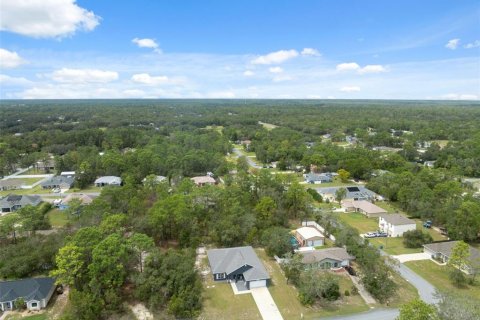 Villa ou maison à vendre à Weeki Wachee, Floride: 4 chambres, 184.32 m2 № 2104407 - photo 26