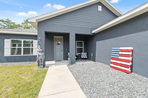 Villa ou maison à vendre à Weeki Wachee, Floride: 4 chambres, 184.32 m2 № 2104407 - photo 3