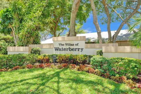 House in Boca Raton, Florida 2 bedrooms, 135.54 sq.m. № 1210542 - photo 1