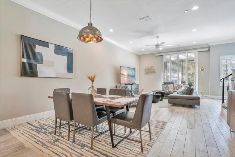 Adosado en venta en Orlando, Florida, 3 dormitorios, 188.5 m2 № 2108027 - foto 8