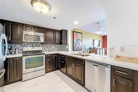 Condominio en venta en Indian Rocks Beach, Florida, 1 dormitorio, 87.42 m2 № 2233786 - foto 13