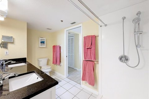 Condominio en venta en Indian Rocks Beach, Florida, 1 dormitorio, 87.42 m2 № 2233786 - foto 27