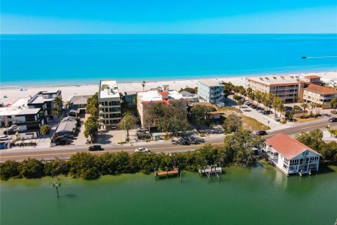 Condominio en venta en Indian Rocks Beach, Florida, 1 dormitorio, 87.42 m2 № 2233786 - foto 8