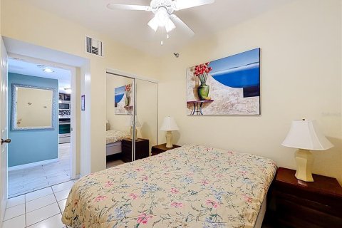 Condominio en venta en Indian Rocks Beach, Florida, 1 dormitorio, 87.42 m2 № 2233786 - foto 22
