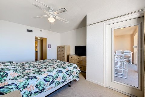 Condominio en venta en Indian Rocks Beach, Florida, 1 dormitorio, 87.42 m2 № 2233786 - foto 25