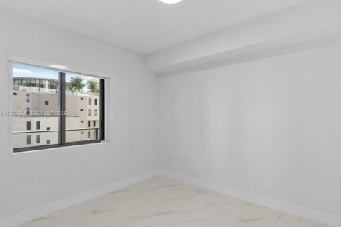 Condominio en venta en Miami, Florida, 3 dormitorios, 153.38 m2 № 2254138 - foto 28