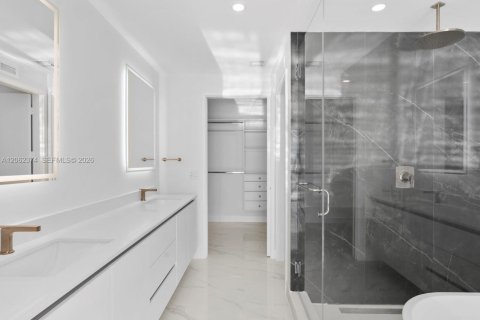 Condominio en venta en Miami, Florida, 3 dormitorios, 153.38 m2 № 2254138 - foto 22