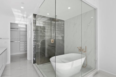 Condominio en venta en Miami, Florida, 3 dormitorios, 153.38 m2 № 2254138 - foto 21