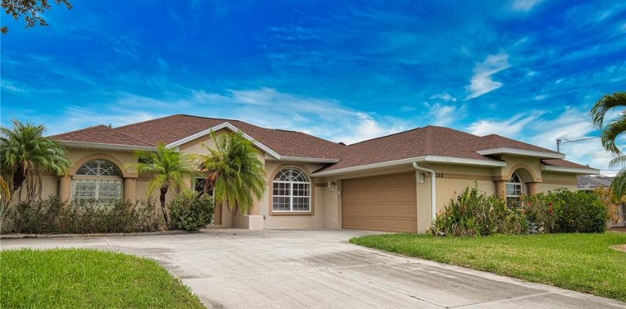 Villa ou maison à Rotonda, Floride 3 chambres, 192.31 m2 № 2093531