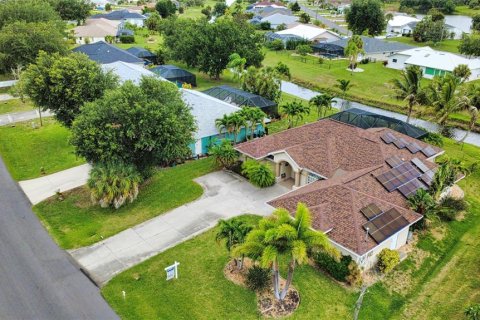 Villa ou maison à vendre à Rotonda, Floride: 3 chambres, 192.31 m2 № 2093531 - photo 10