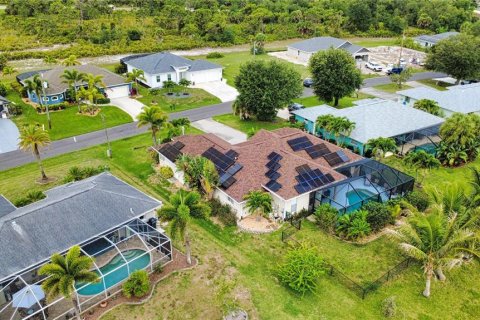 Villa ou maison à vendre à Rotonda, Floride: 3 chambres, 192.31 m2 № 2093531 - photo 13