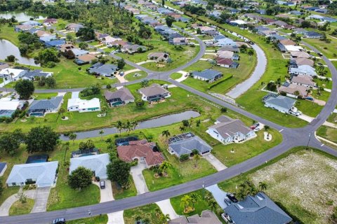 Villa ou maison à vendre à Rotonda, Floride: 3 chambres, 192.31 m2 № 2093531 - photo 29