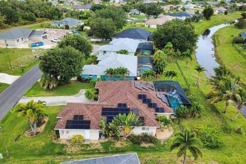 Villa ou maison à vendre à Rotonda, Floride: 3 chambres, 192.31 m2 № 2093531 - photo 12