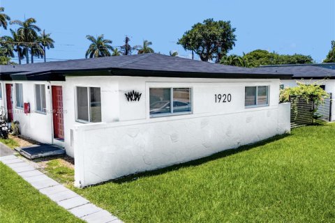 Commercial property in Miami, Florida № 1809598 - photo 7