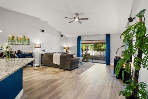Casa en venta en Riverview, Florida, 4 dormitorios, 147.9 m2 № 2121980 - foto 4