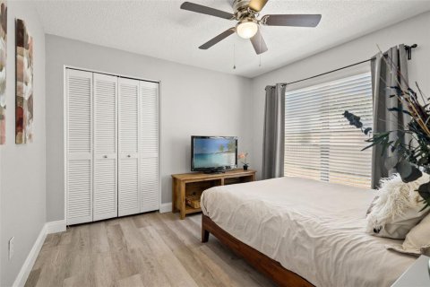 Casa en venta en Riverview, Florida, 4 dormitorios, 147.9 m2 № 2121980 - foto 17