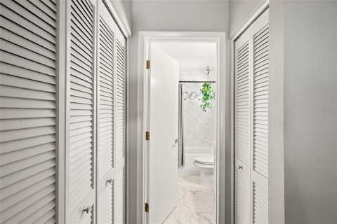 Casa en venta en Riverview, Florida, 4 dormitorios, 147.9 m2 № 2121980 - foto 14