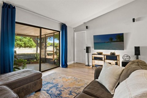 Casa en venta en Riverview, Florida, 4 dormitorios, 147.9 m2 № 2121980 - foto 7