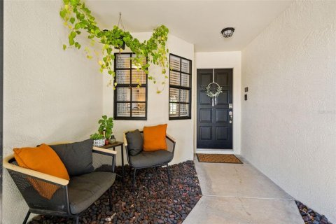 Casa en venta en Riverview, Florida, 4 dormitorios, 147.9 m2 № 2121980 - foto 2