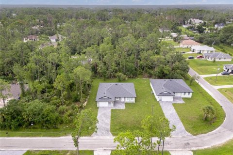 House in North Port, Florida 4 bedrooms, 162.95 sq.m. № 1833017 - photo 22