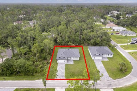 House in North Port, Florida 4 bedrooms, 162.95 sq.m. № 1833017 - photo 23