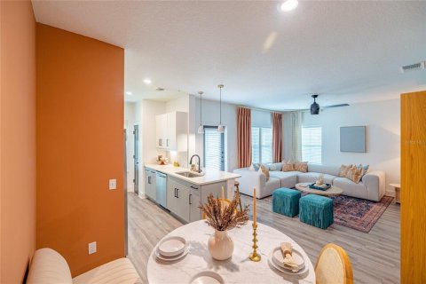 Appartement à louer à Sarasota, Floride: 2 chambres, 120.22 m2 № 2132560 - photo 8