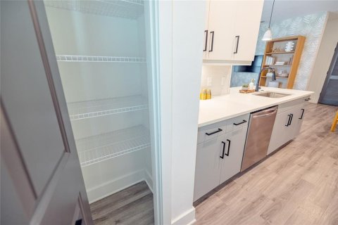 Appartement à louer à Sarasota, Floride: 2 chambres, 120.22 m2 № 2132560 - photo 29