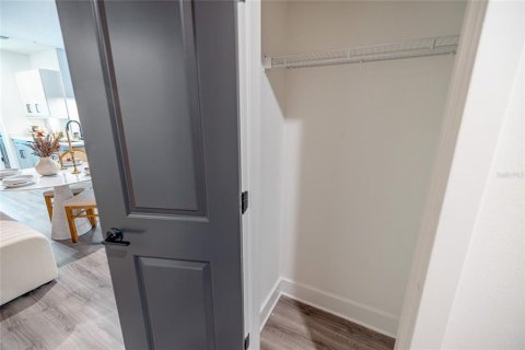 Appartement à louer à Sarasota, Floride: 2 chambres, 120.22 m2 № 2132560 - photo 17