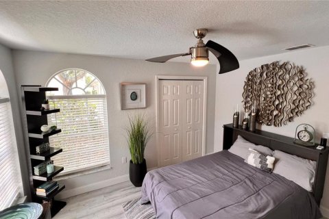 House in Spring Hill, Florida 2 bedrooms, 129.51 sq.m. № 2201202 - photo 18