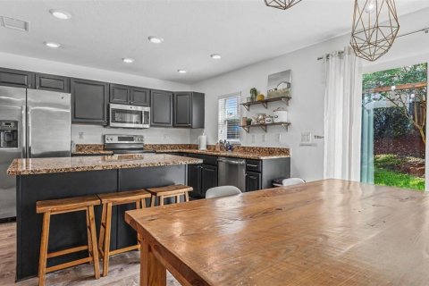 Touwnhouse à vendre à Lakeland, Floride: 3 chambres, 164.53 m2 № 2291238 - photo 11