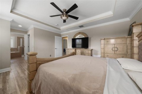 House in Apopka, Florida 3 bedrooms, 203.46 sq.m. № 2287743 - photo 8