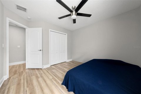 House in Apopka, Florida 3 bedrooms, 203.46 sq.m. № 2287743 - photo 3