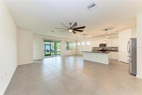 Casa en venta en Bradenton, Florida, 4 dormitorios, 190.17 m2 № 1827038 - foto 17