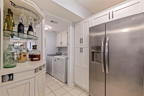 Снять в аренду кондоминиум в Сент-Питерсберг, Флорида 2 спальни, 116.59м2, № 1798224 - фото 10