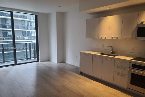 Condominio en alquiler en Miami, Florida, 1 dormitorio, 56.58 m2 № 2054737 - foto 7
