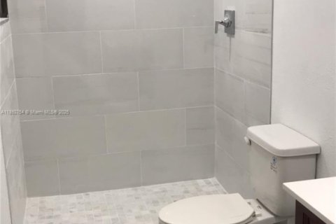 Copropriété à louer à Miami, Floride: 2 chambres, 92.72 m2 № 1946426 - photo 16