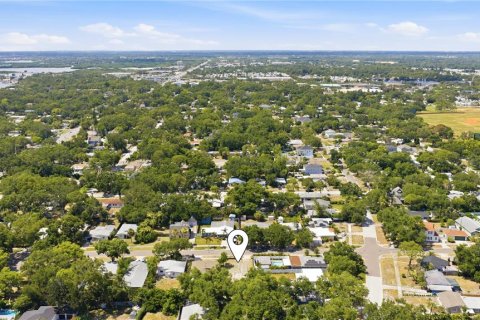 Casa en venta en Saint Petersburg, Florida, 4 dormitorios, 265.42 m2 № 2221731 - foto 11